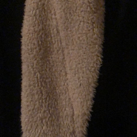 Hyden Yoo Cowl Neck Jacket - Picture 4 of 4